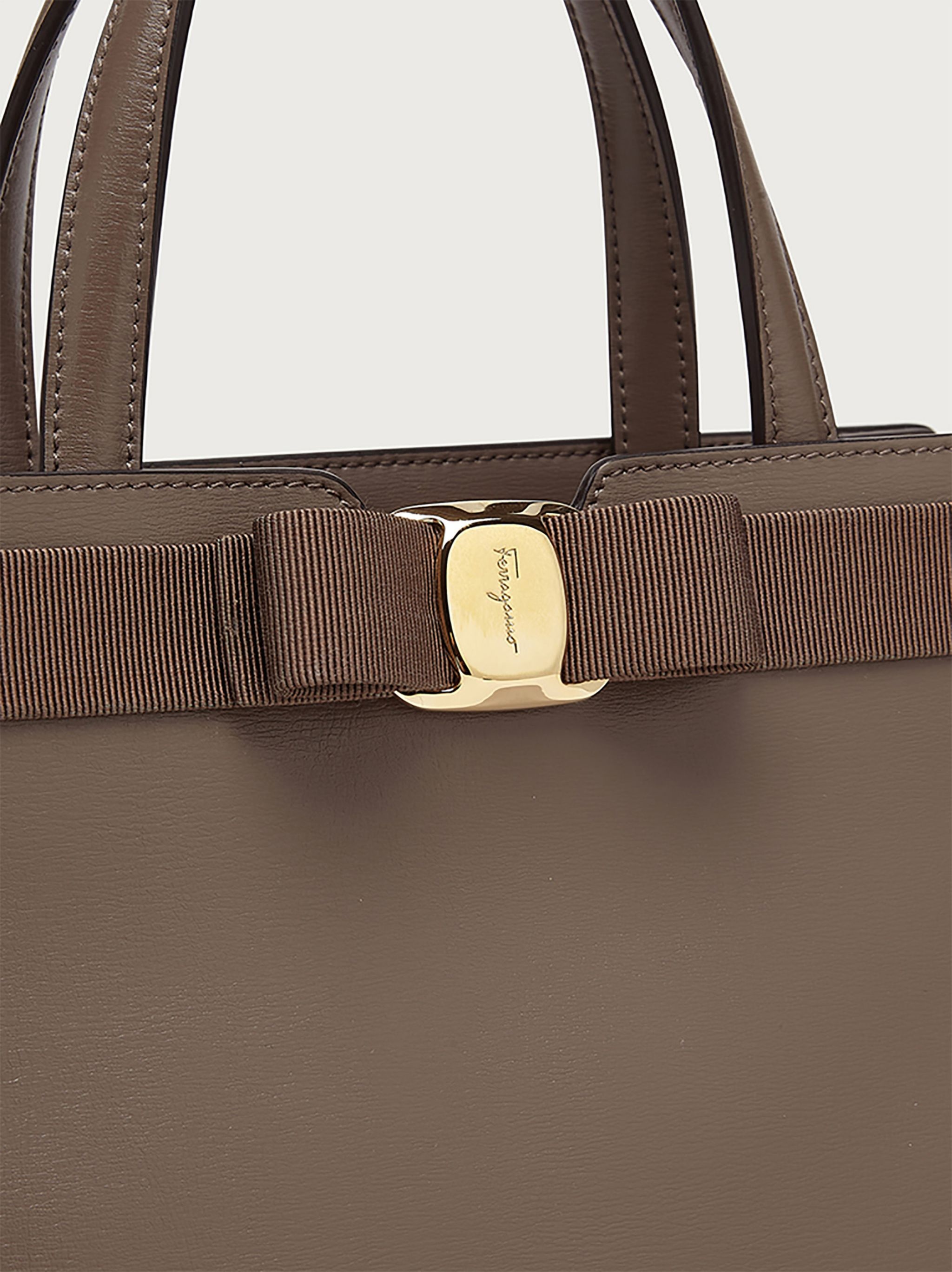 Vara Bow top handle - 7