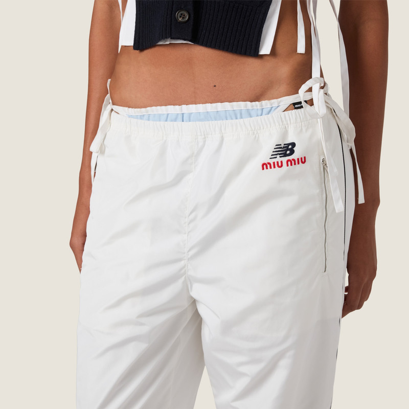 Technical poplin joggers 4