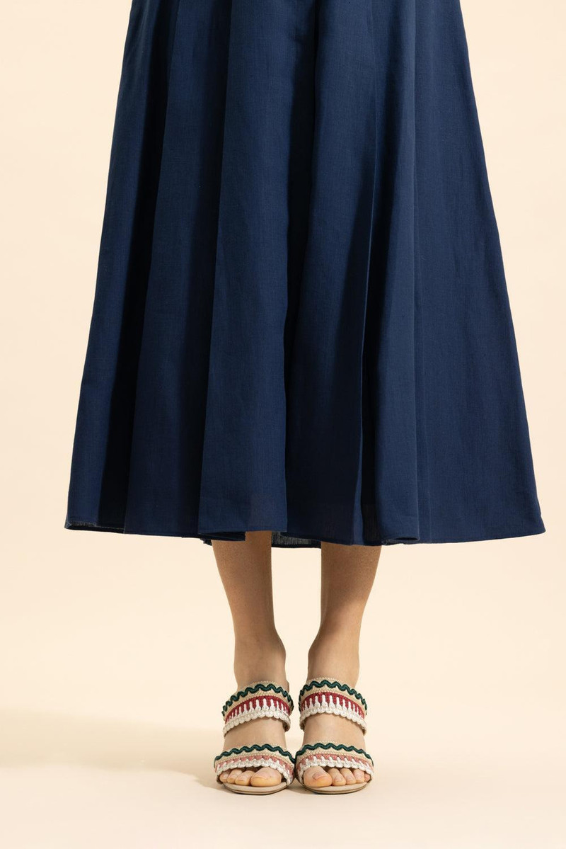 Manolo Blahnik Mabeco Mule - Yellow Nude outlook