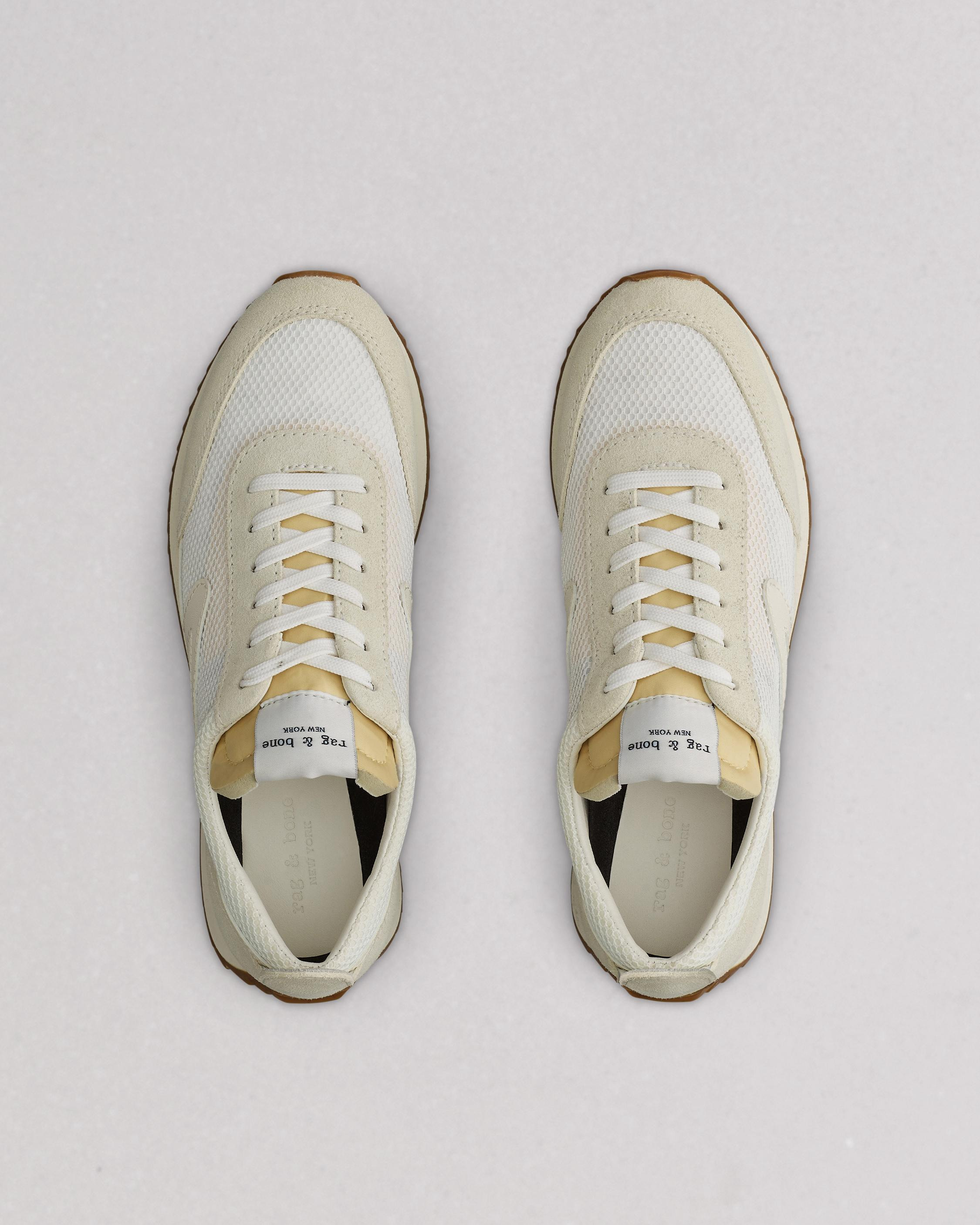 Retro Runner - Mesh
Low Top Sneaker - 4