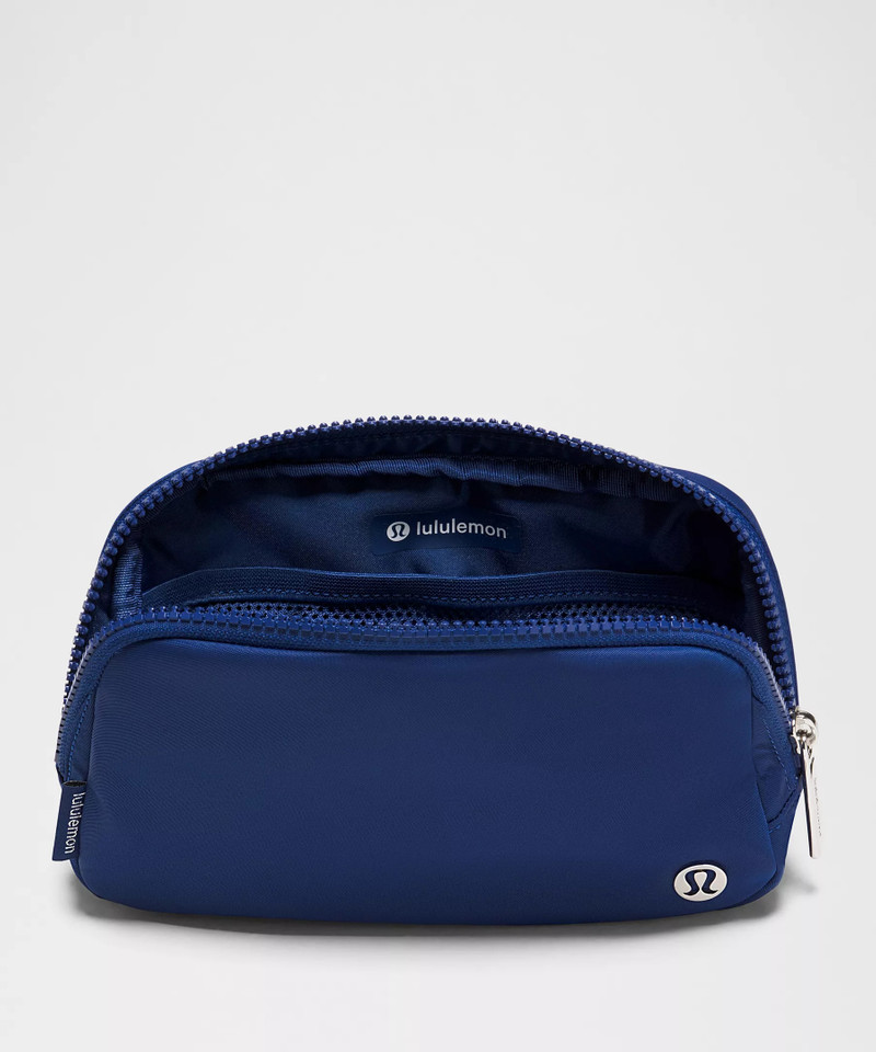 Everywhere Belt Bag with Long Strap 1L 5