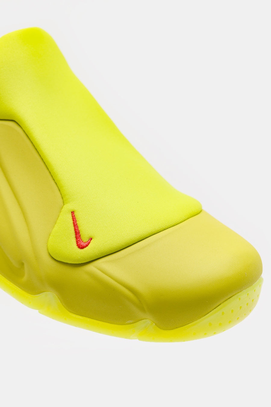 Nike Clogposite Sneaker in Bright Cactus/Picante Red