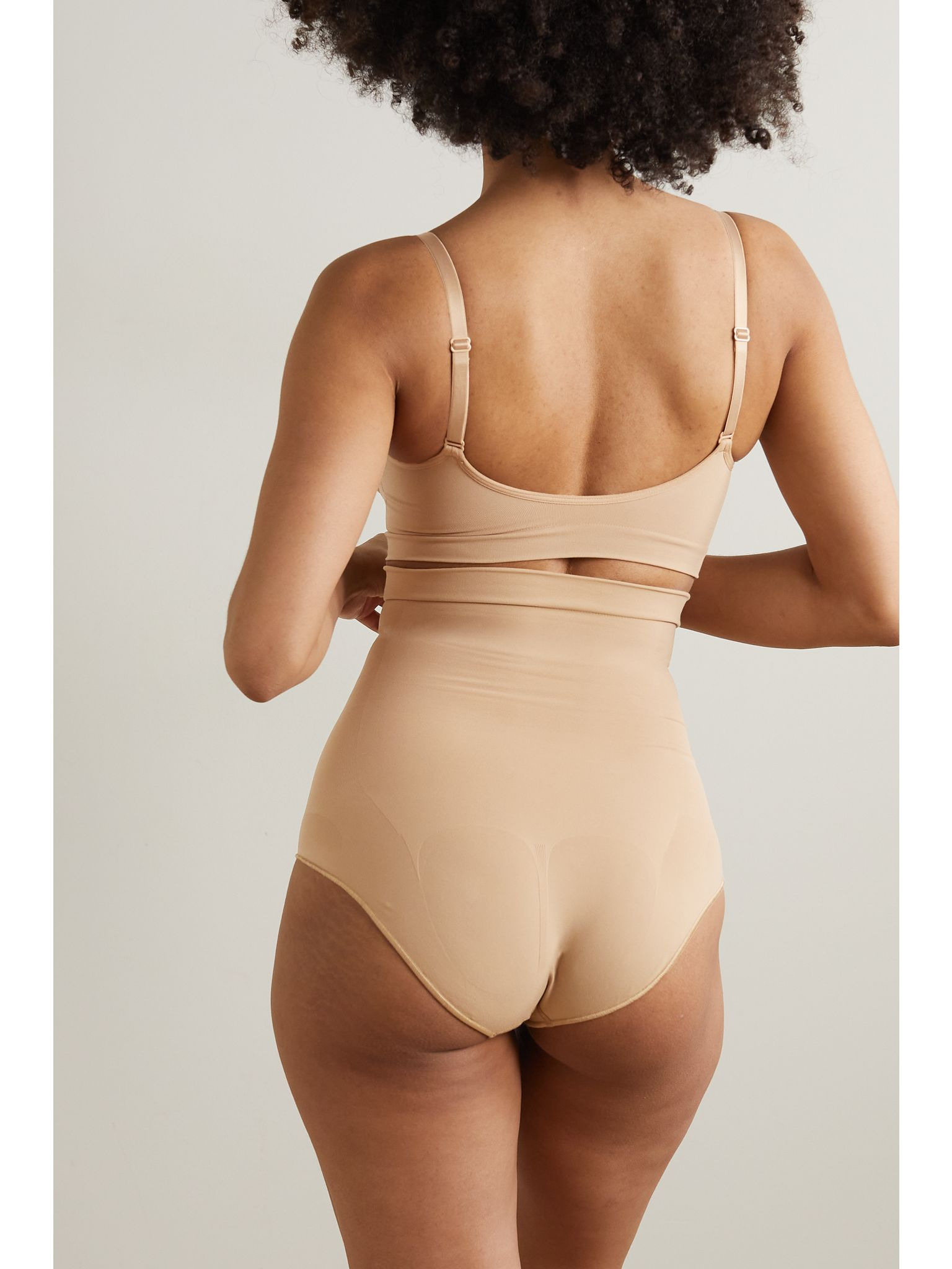 Seamless Sculpt Bralette - Ochre Beige - 3