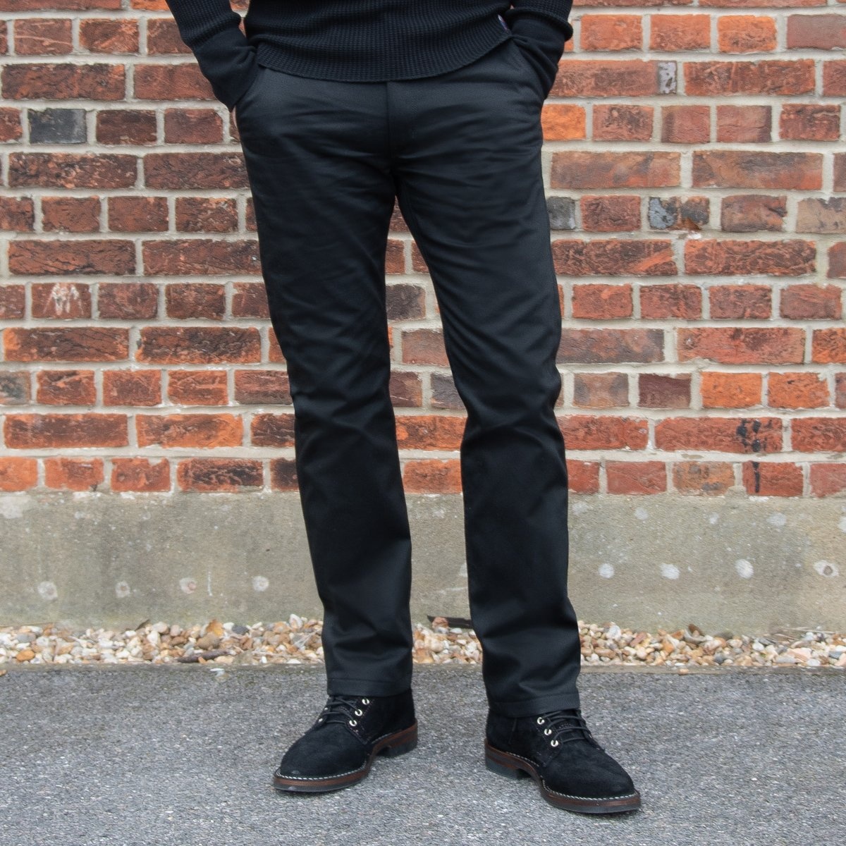 IH-721-BLK 9oz Mercerised Selvedge Cotton Slim Tapered Chinos - Black - 4