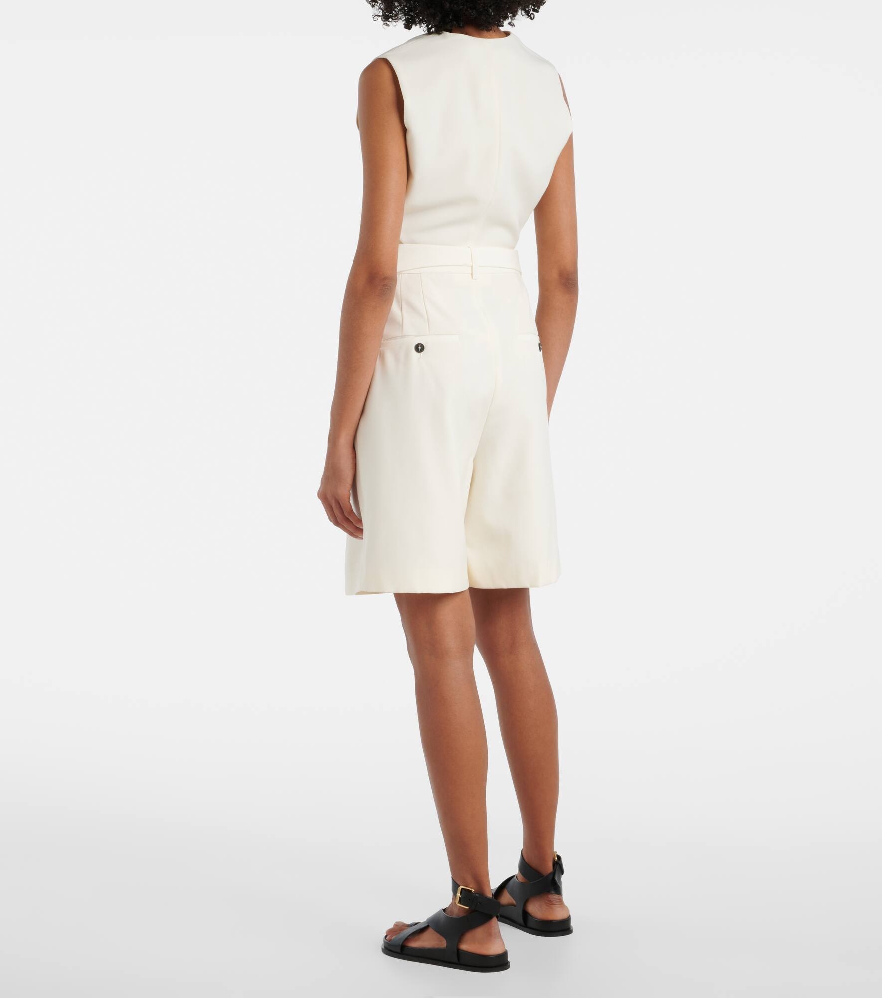 Belted virgin wool Bermuda shorts - 3