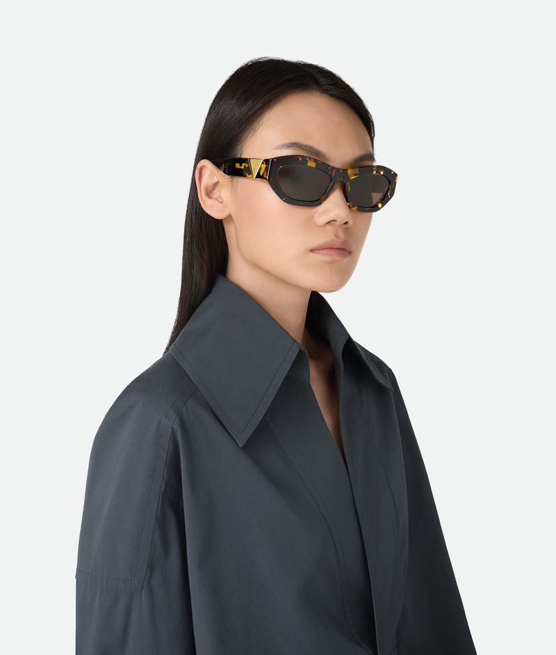Bottega Veneta Reace Oval Sunglasses outlook