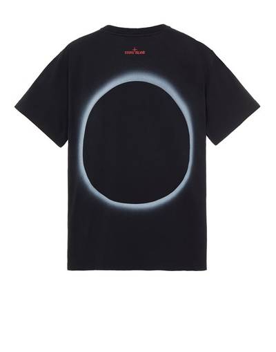 Stone Island 2NS96 30/1 COTTON JERSEY 'SOLAR ECLIPSE TWO' PRINT_GARMENT DYED BLACK outlook