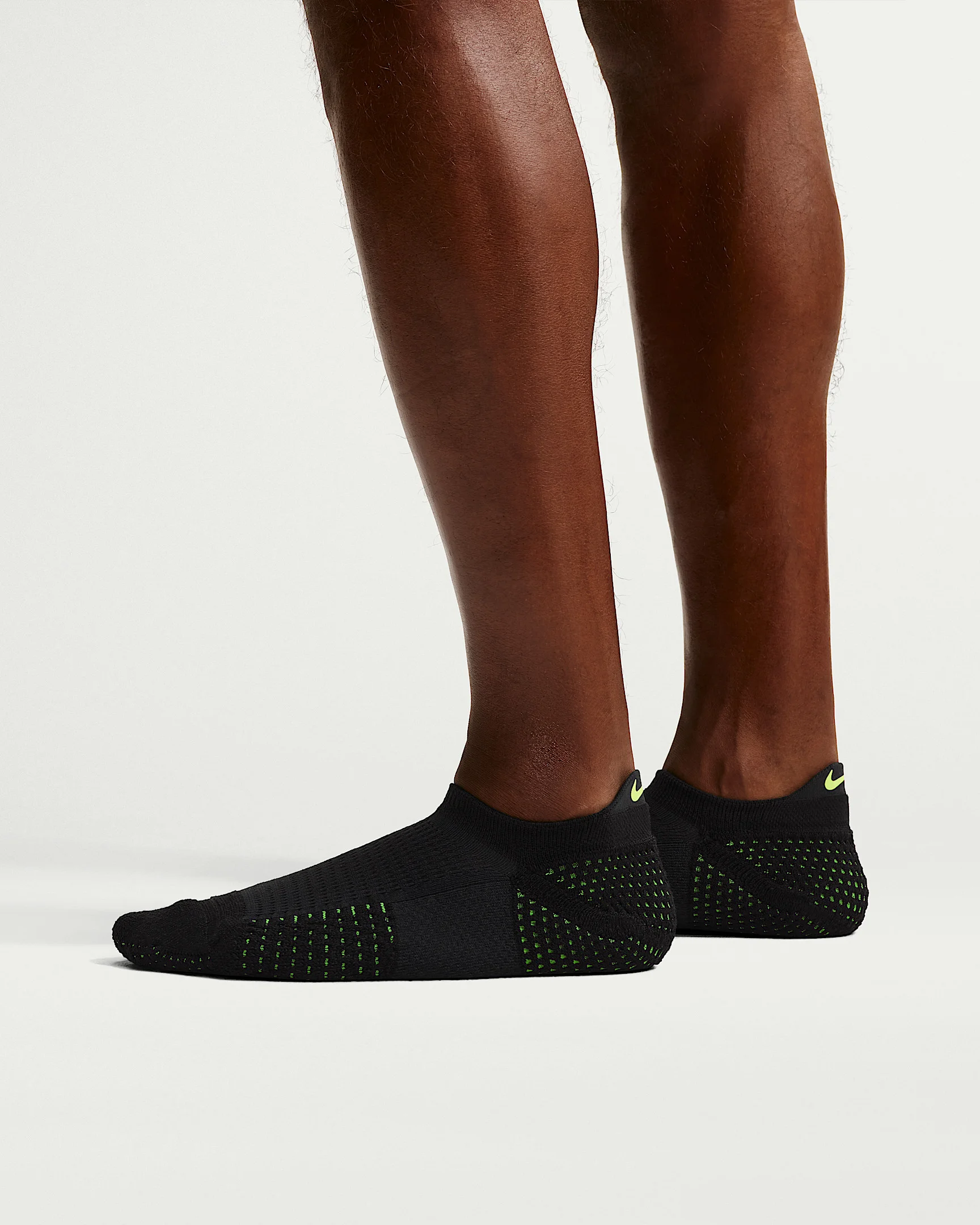 Nike Unicorn Dri-FIT ADV Cushioned No-Show Socks (1 Pair) - 1