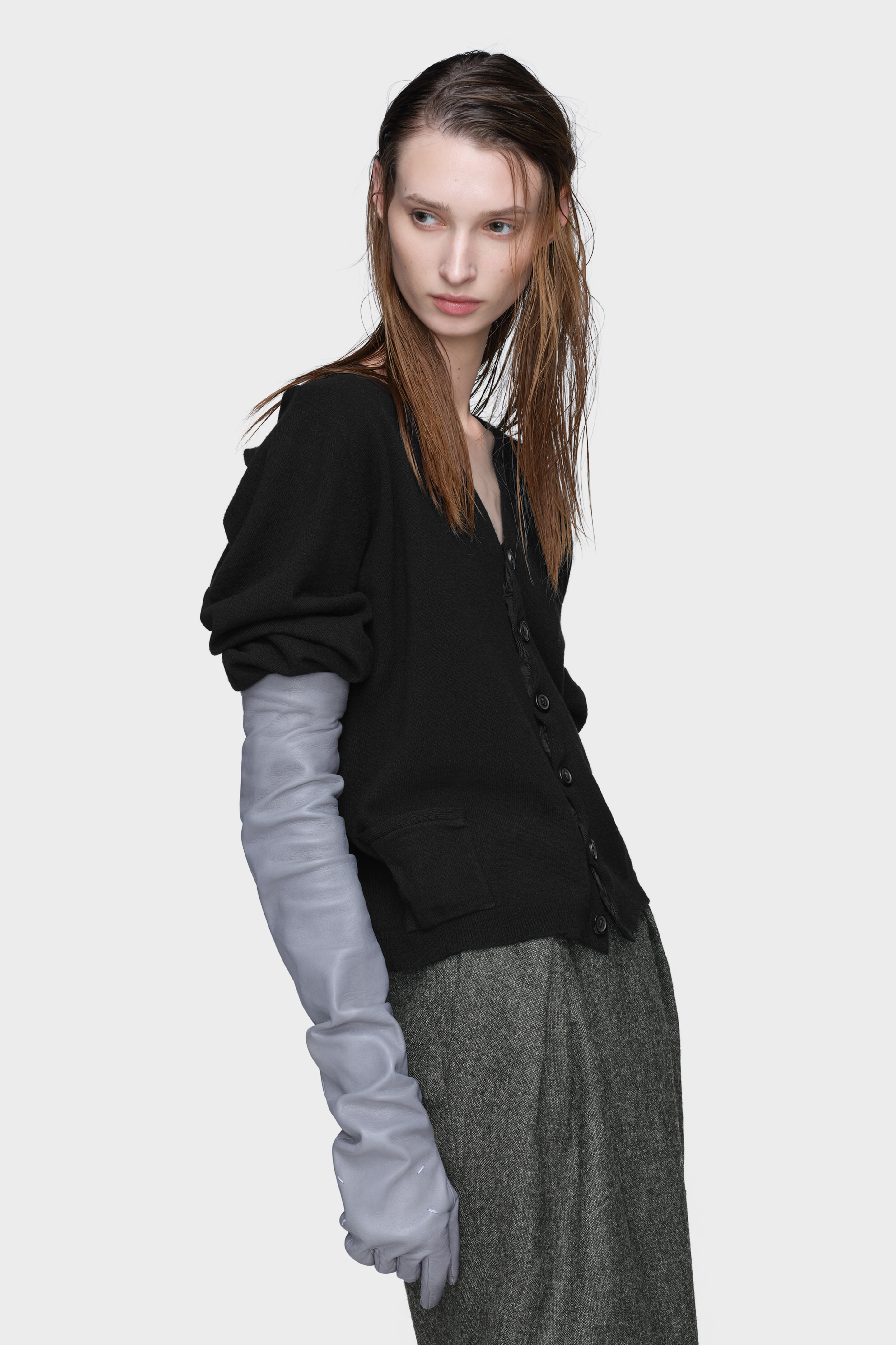 Wool v-neck cardigan - 3