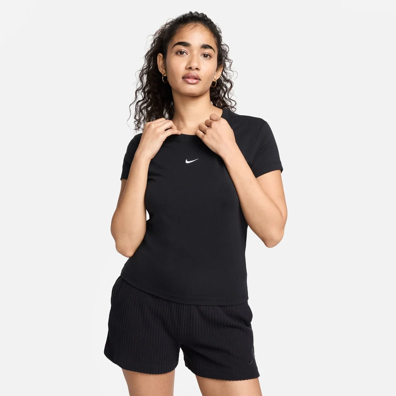 Nike Womens Nike Chill Knit Crop T-Shirt - 1