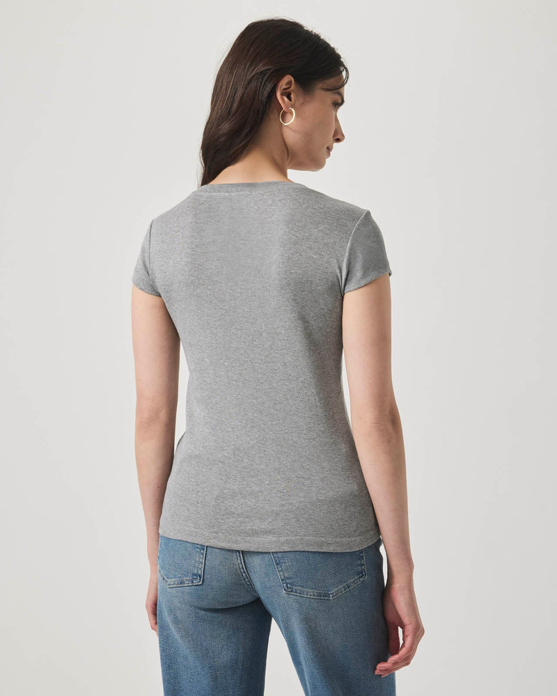 Faye V-Neck Tee 3
