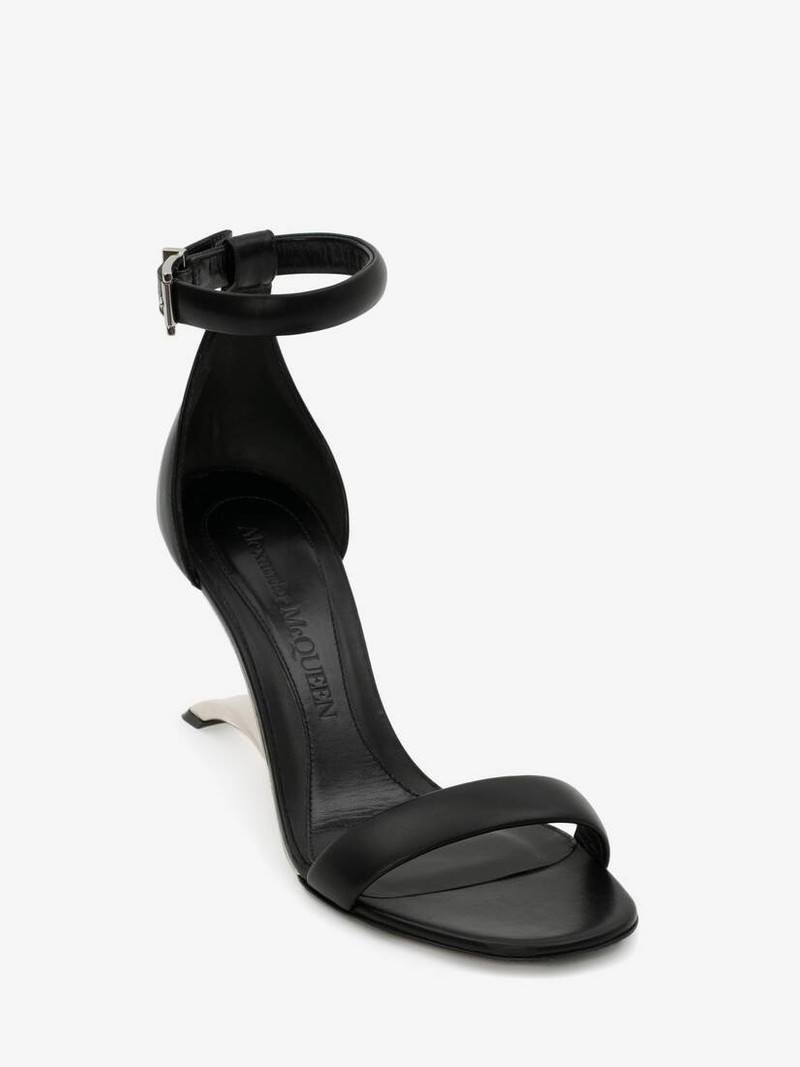 Alexander McQueen Arc Leather Sandal in Black/silver outlook