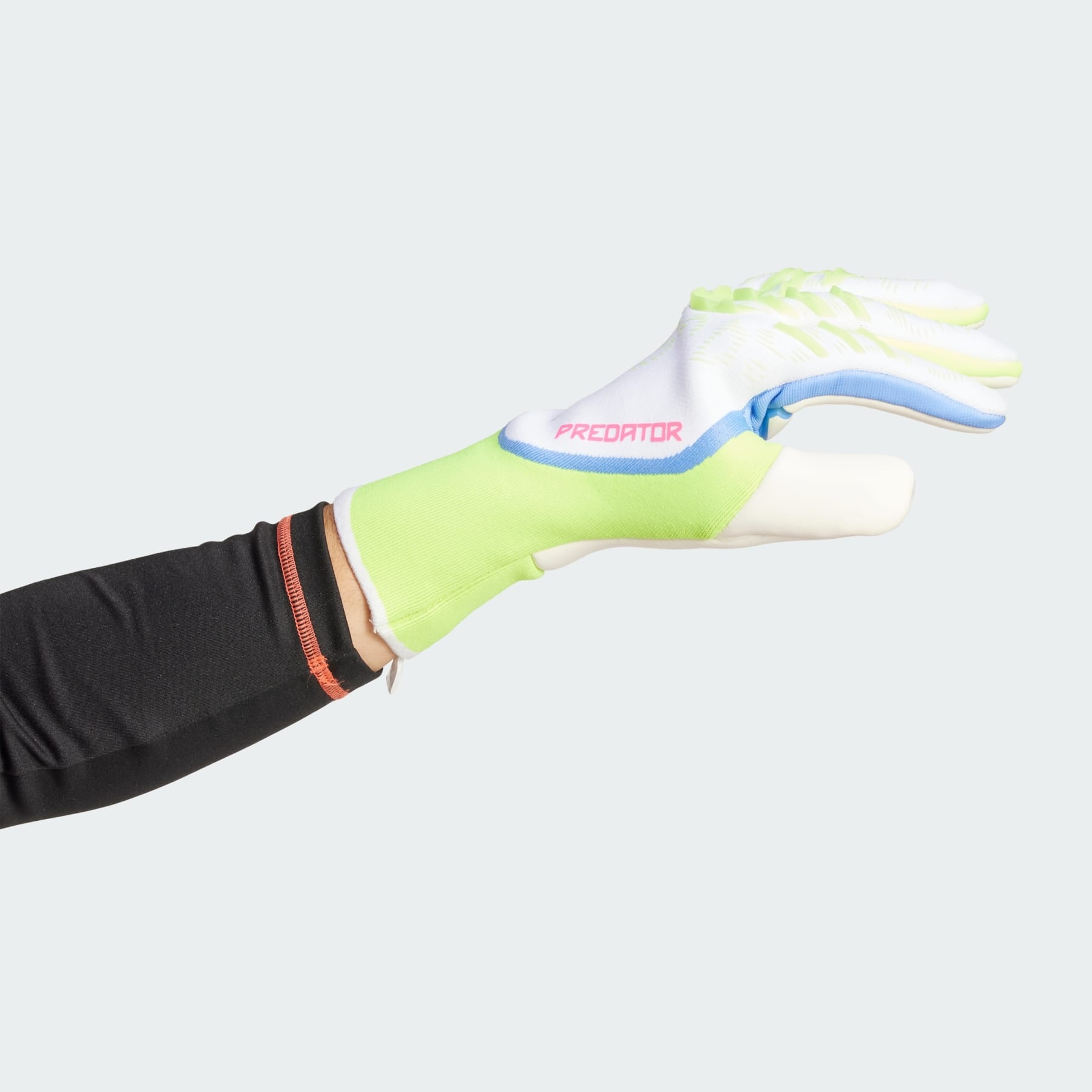 Predator Pro Goalkeeper Gloves - 3