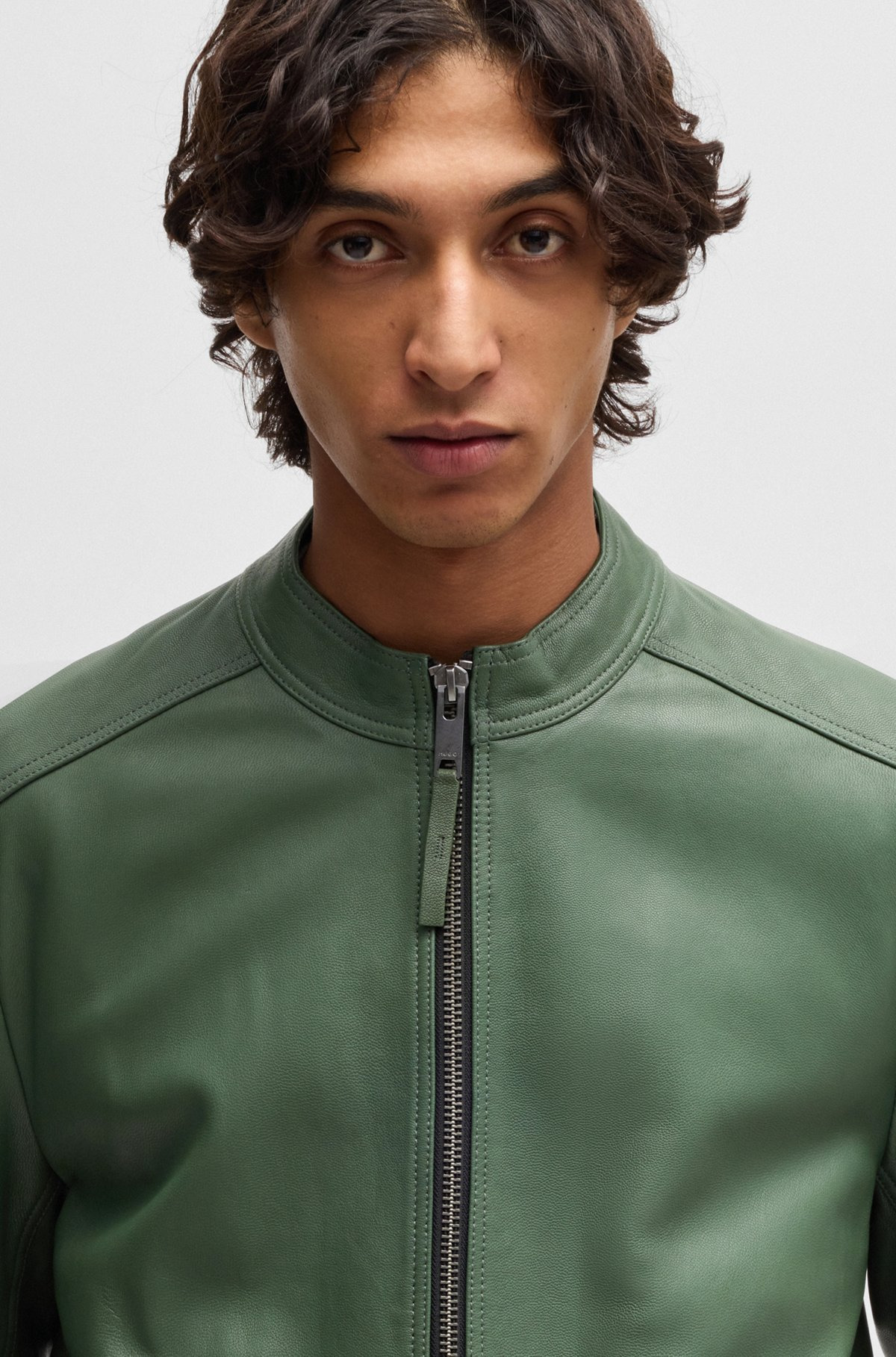 SLIM-FIT JACKET IN LEATHER WITH STAND COLLAR - 5