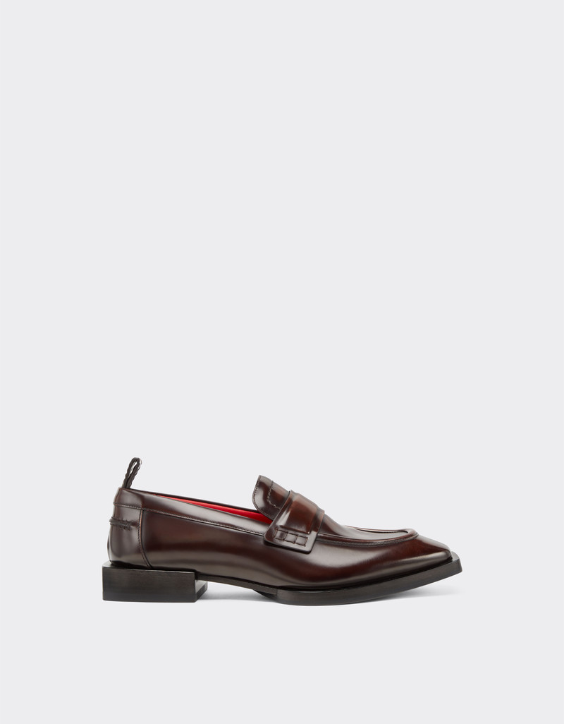 Handcrafted loafers in brushed leather 1