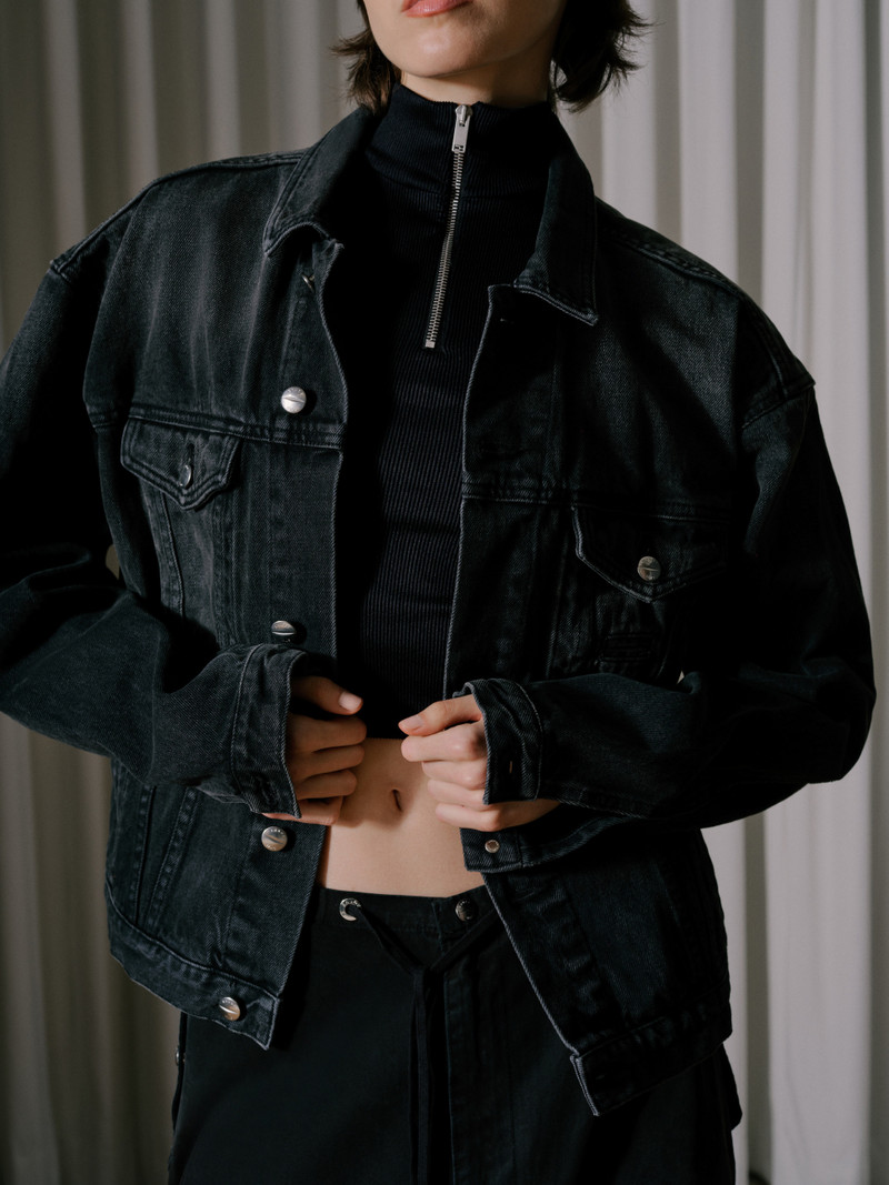 OVERSIZED DENIM TRUCKER JACKET 6