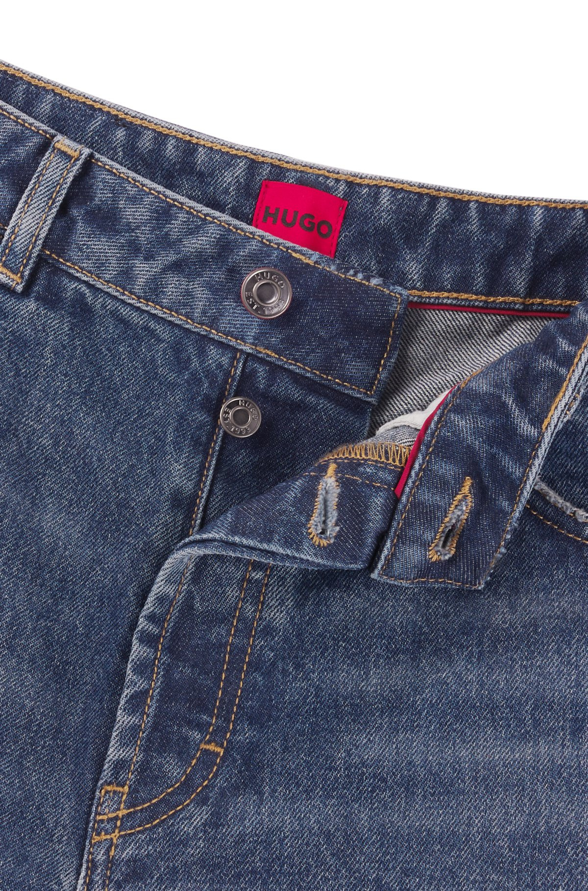 TAPERED-FIT JEANS WITH BARREL LEG - 6