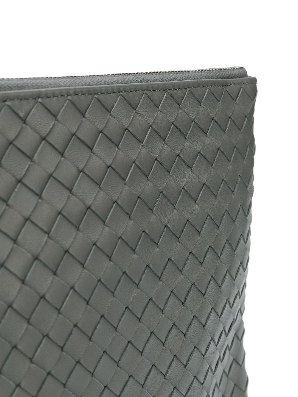 intrecciato weave clutch bag - 4