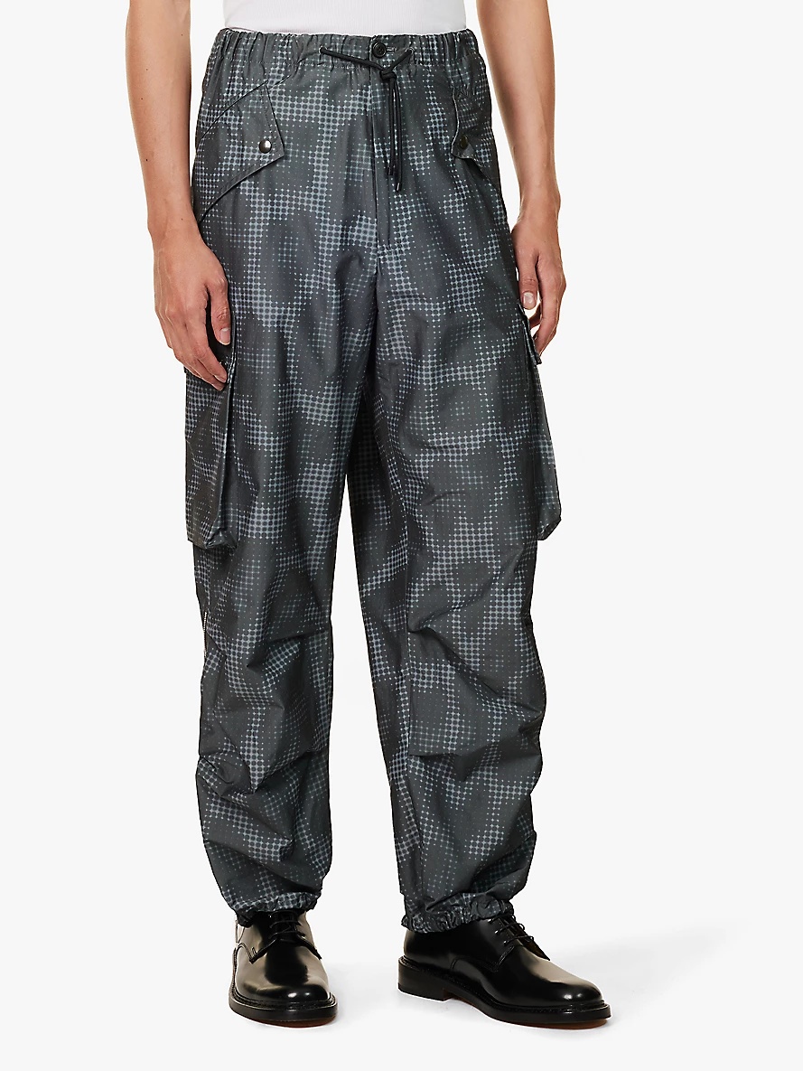 Abstract-pattern relaxed-fit cotton-blend cargo trousers - 3