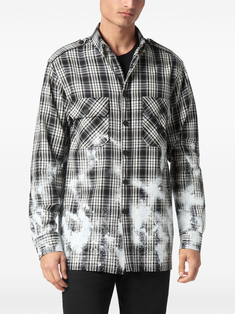 checked long-sleeve shirt 3