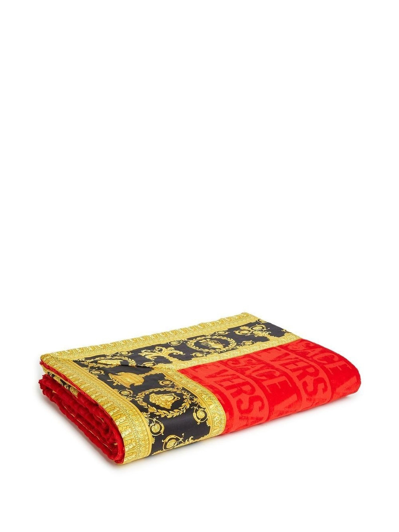 I Love Baroque beach towel 1