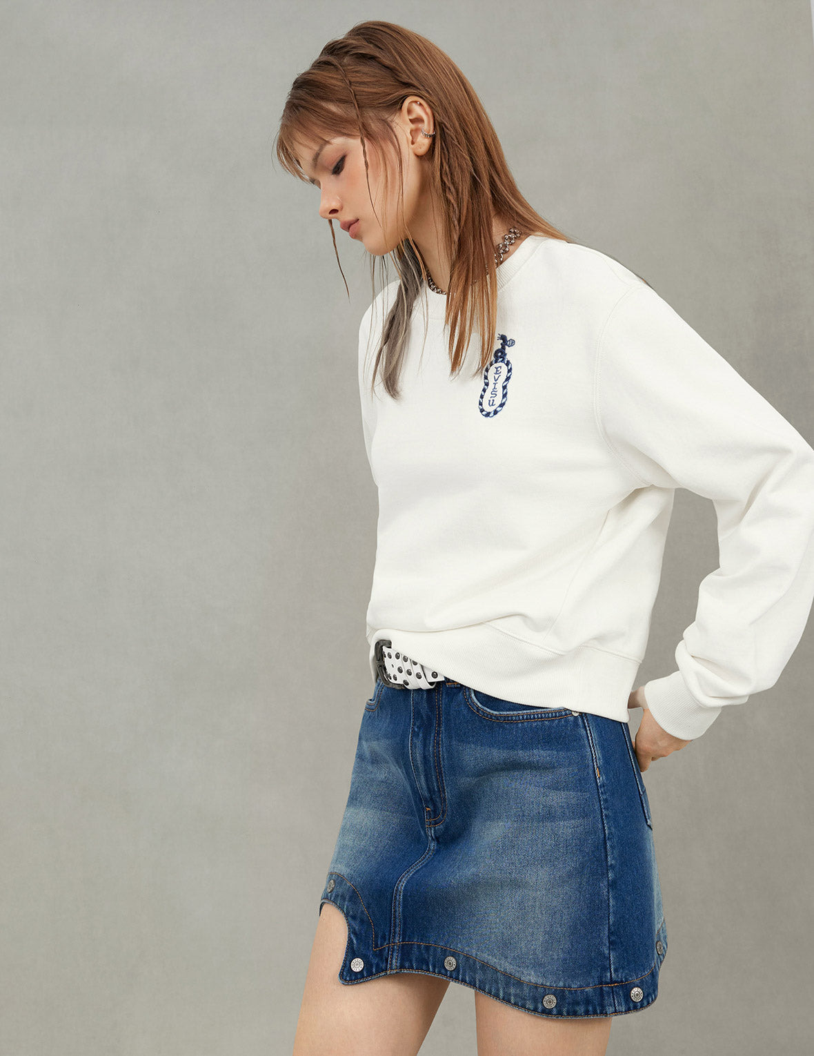 Cat and Logo Embroidery Regular Fit Sweatshirt - 6