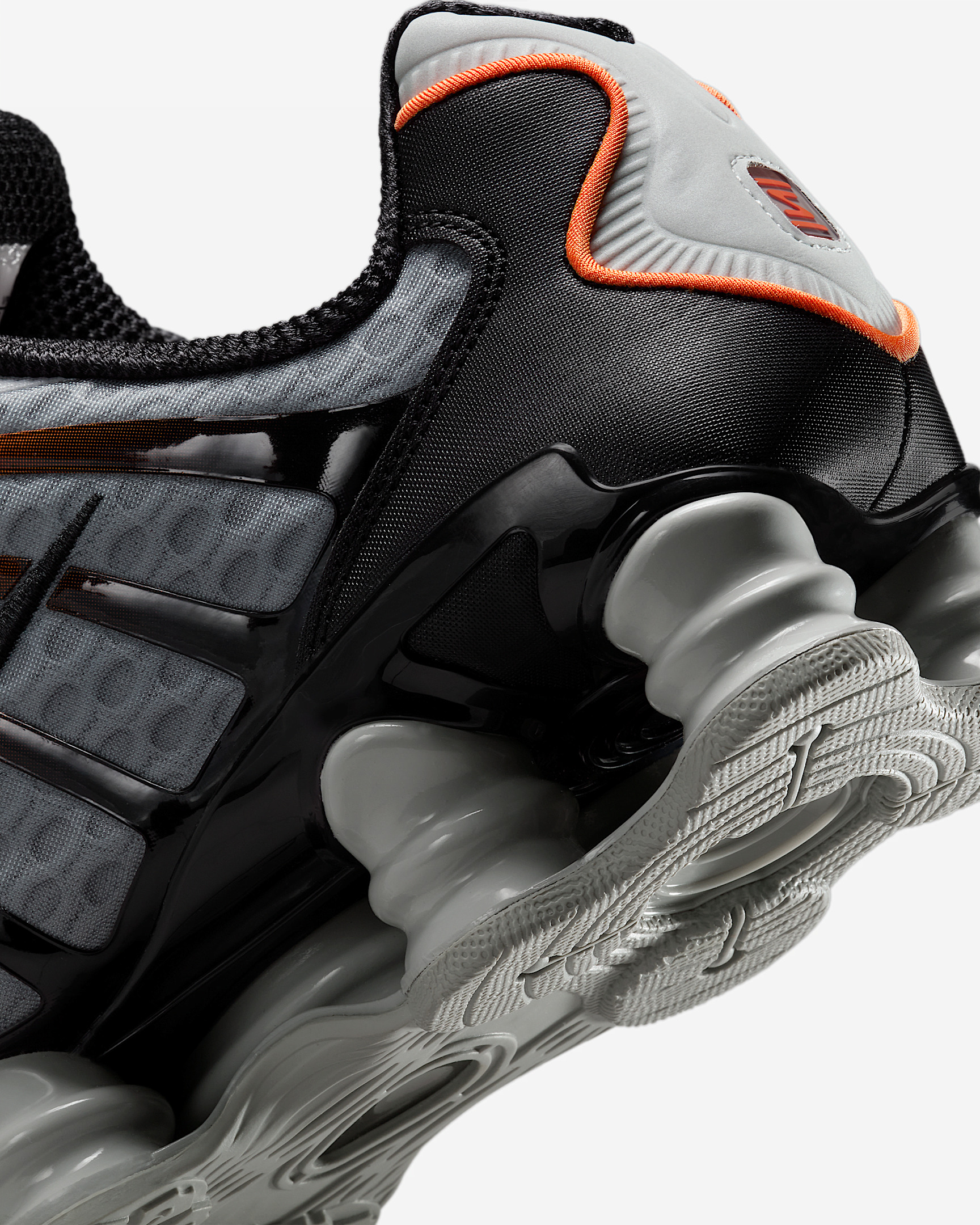 Nike Shox TL Men's Shoes - 8