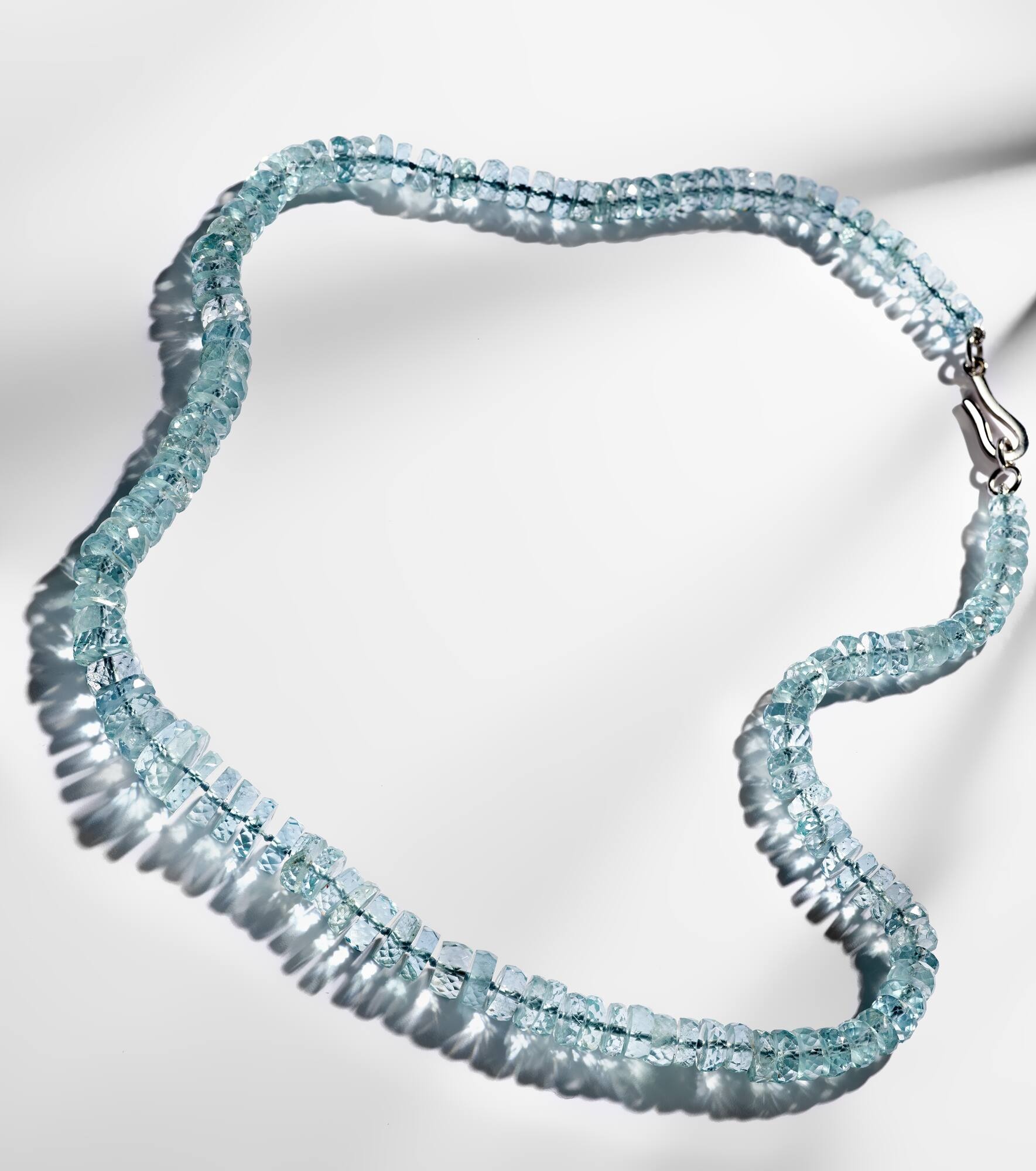 18k white gold necklace with aquamarines - 5