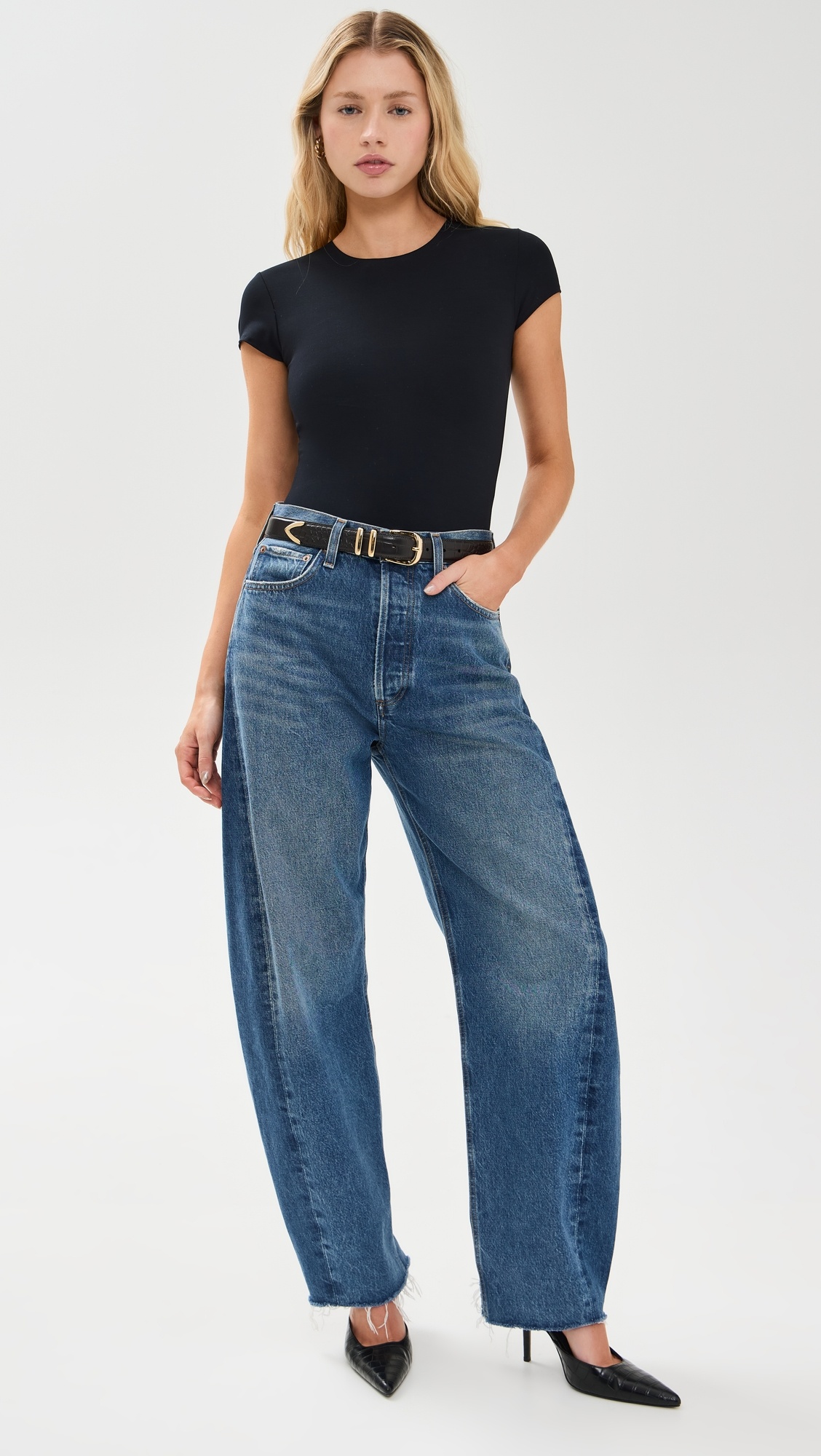 Luna High Rise Curved Taper Jeans - 11