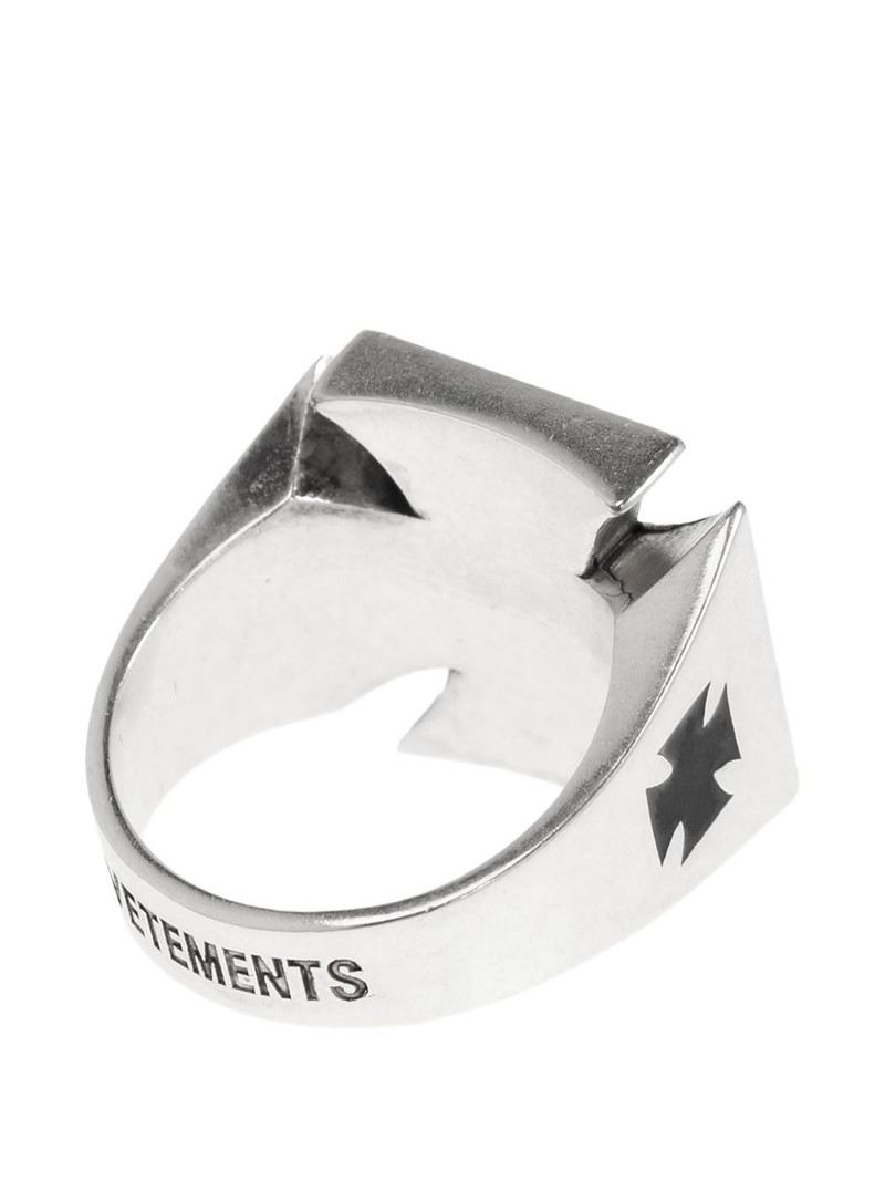 cross signet ring 4