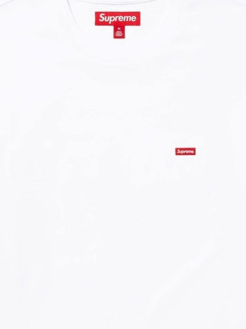 Supreme small box T-shirt outlook