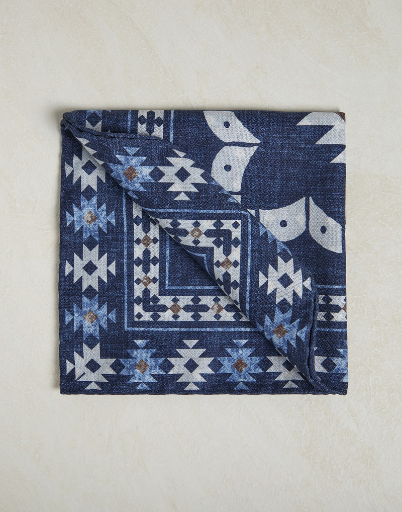 Double face silk pocket square 1