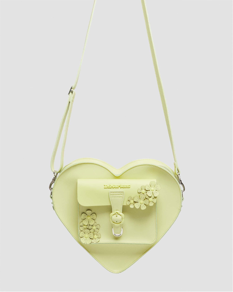 Heart Shaped Hardware Kiev Leather Bag 4