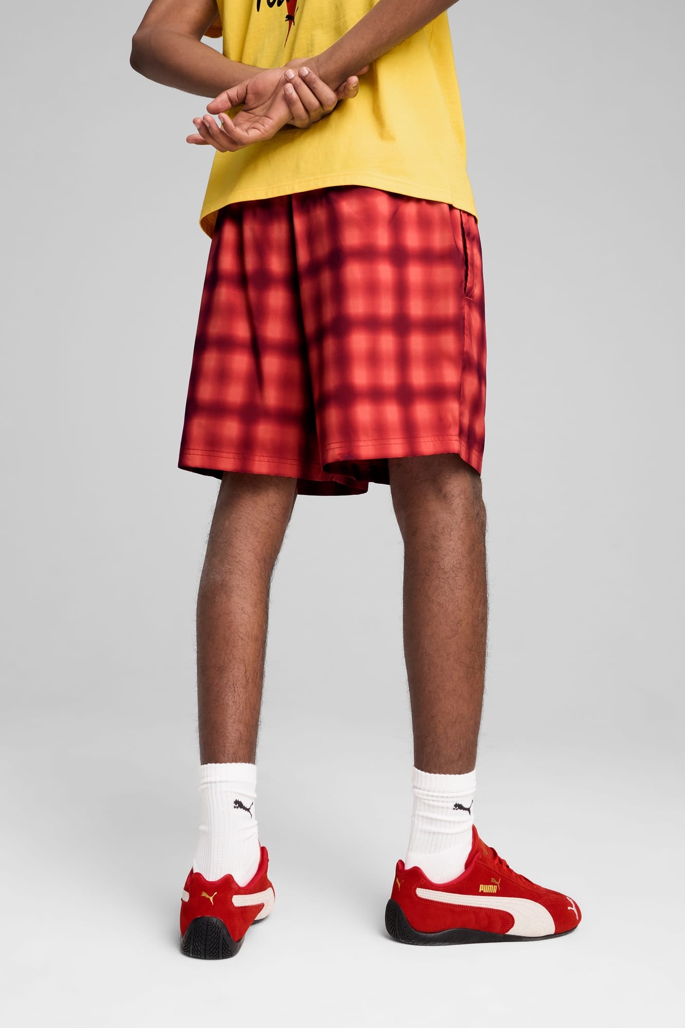 ROAD TO UNITY Men's Relaxed 6" Woven Shorts - 6