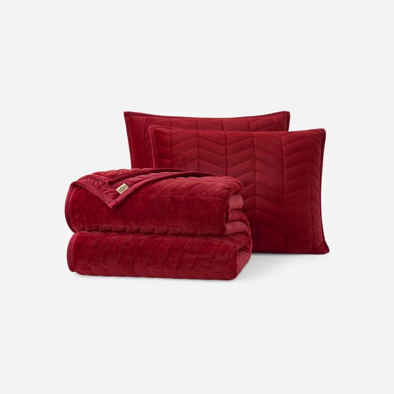 ® Coco Quilt Set King Bedding in Coffee Berry - 1