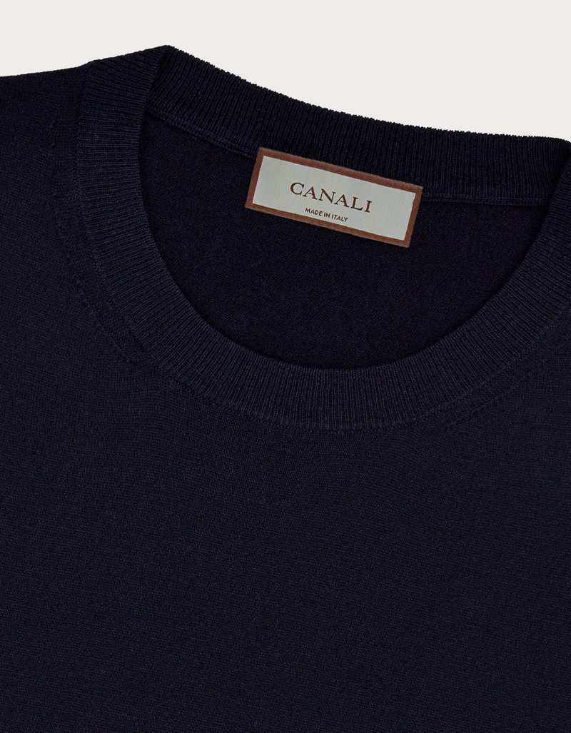 NAVY BLUE CREW-NECK IN GARMENT-DYED CASHMERE 5