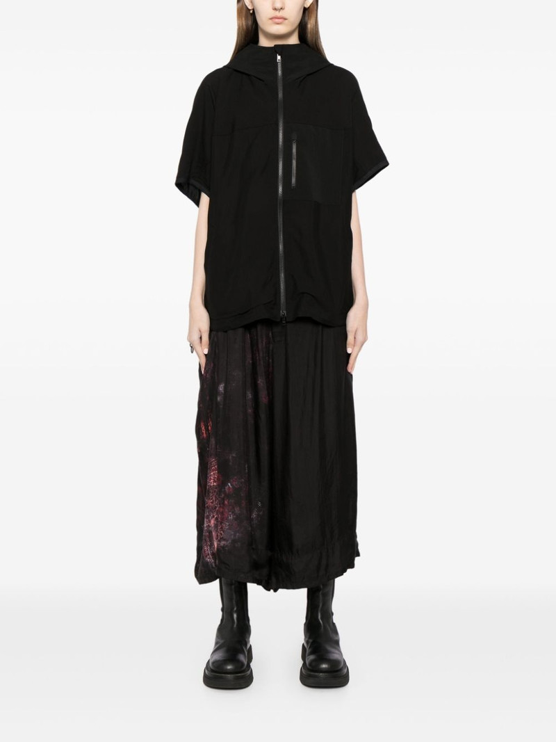 Y's abstract-print pleated midi skirt outlook