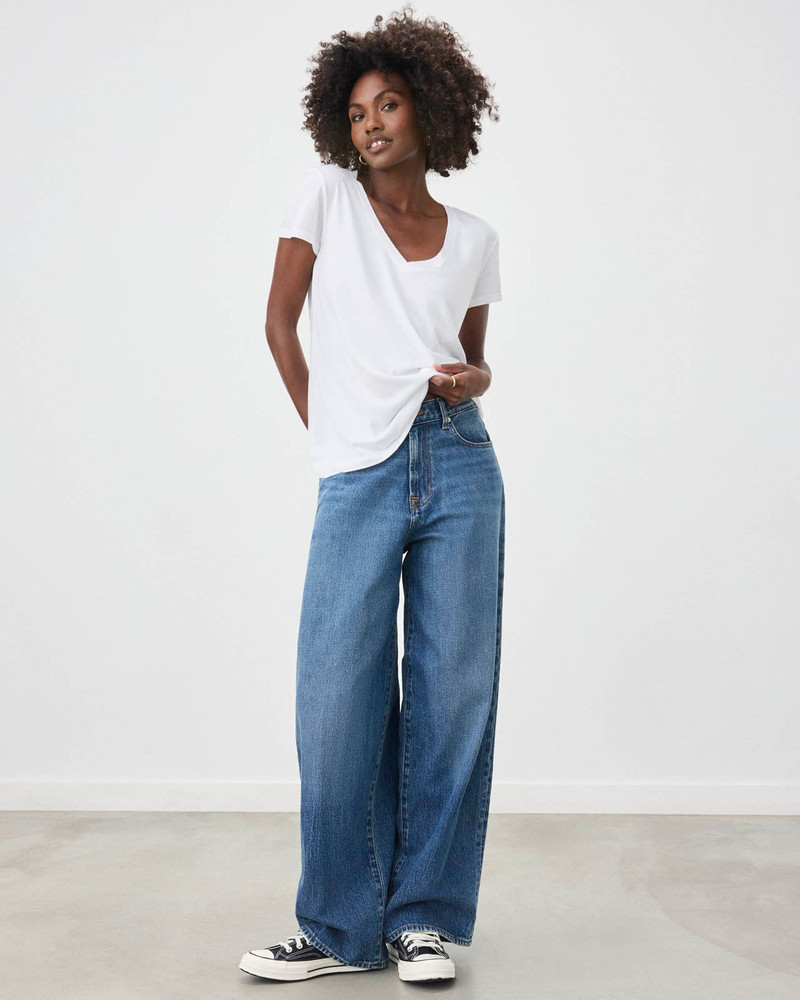 Splendid Kate V-Neck Tee outlook