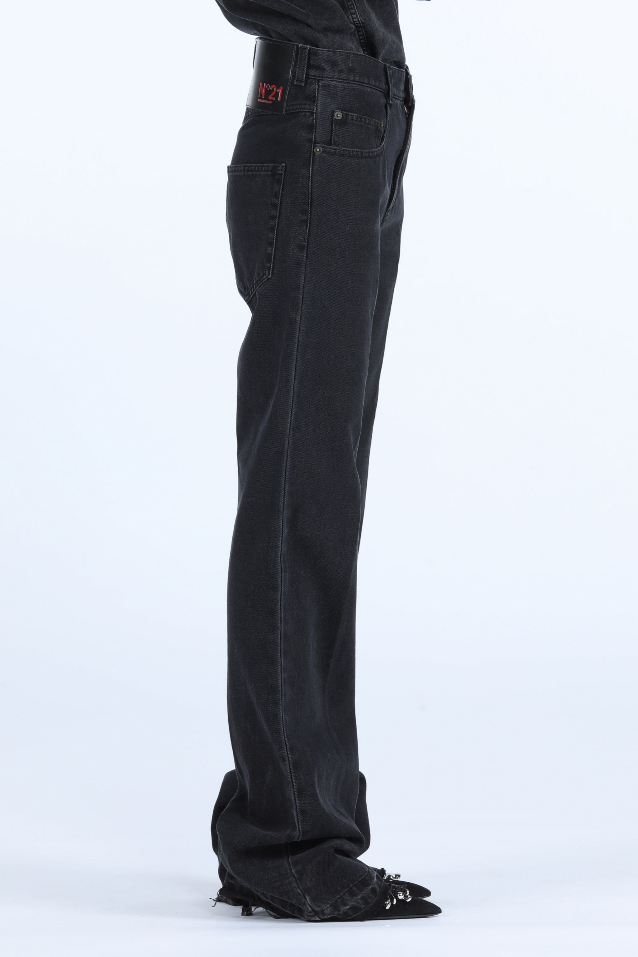 STRAIGHT-LEG JEANS - 3
