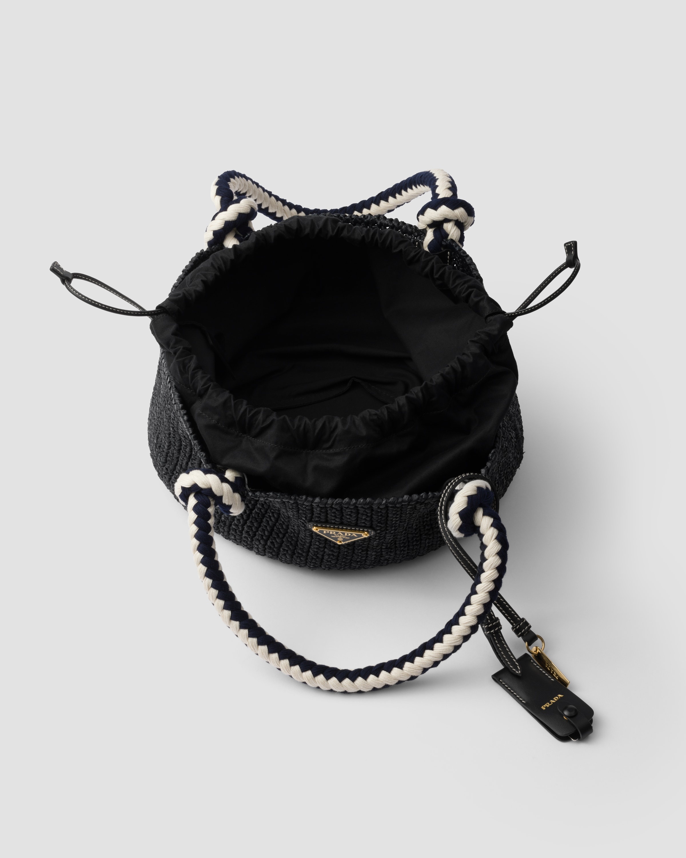 Small crochet bag - 5