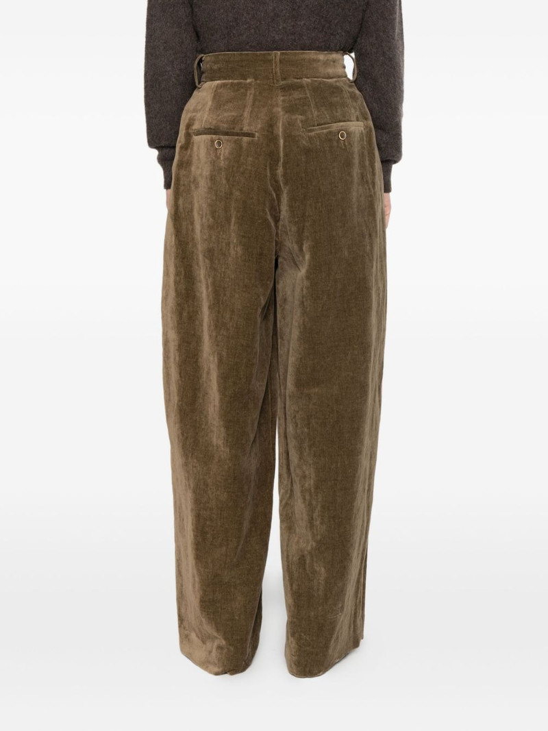 button-fastening pleated trousers 4