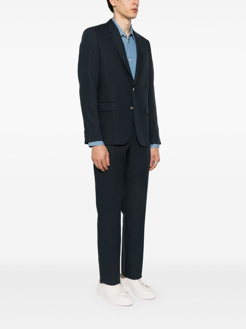 single-breasted linen suit 3