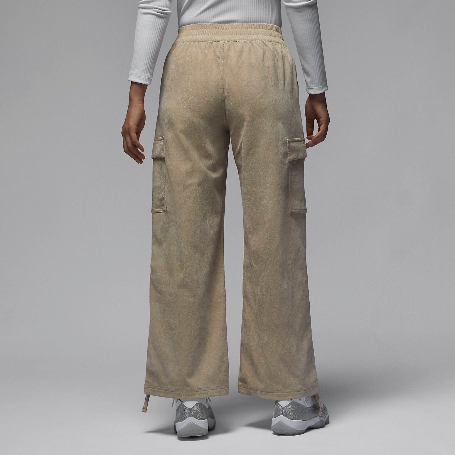 (WMNS) Air Jordan Corduroy Chicago Pants 'Tan' FD8210-277 - 6