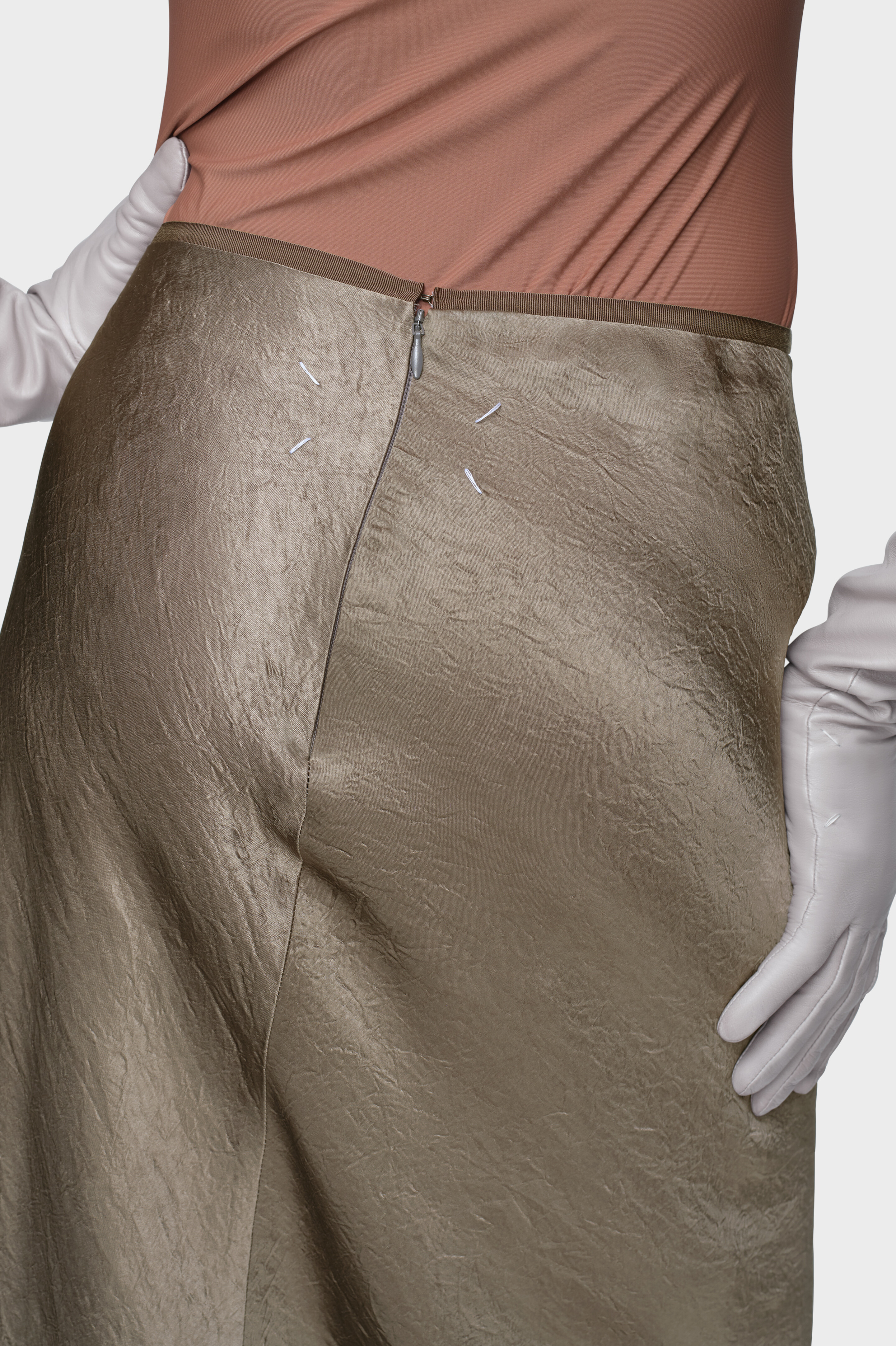 Satin midi skirt - 5