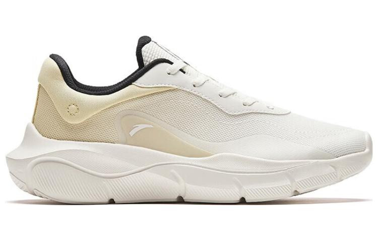 (WMNS) ANTA Running Shoes 'White Yellow Black' 922347792-4 - 2