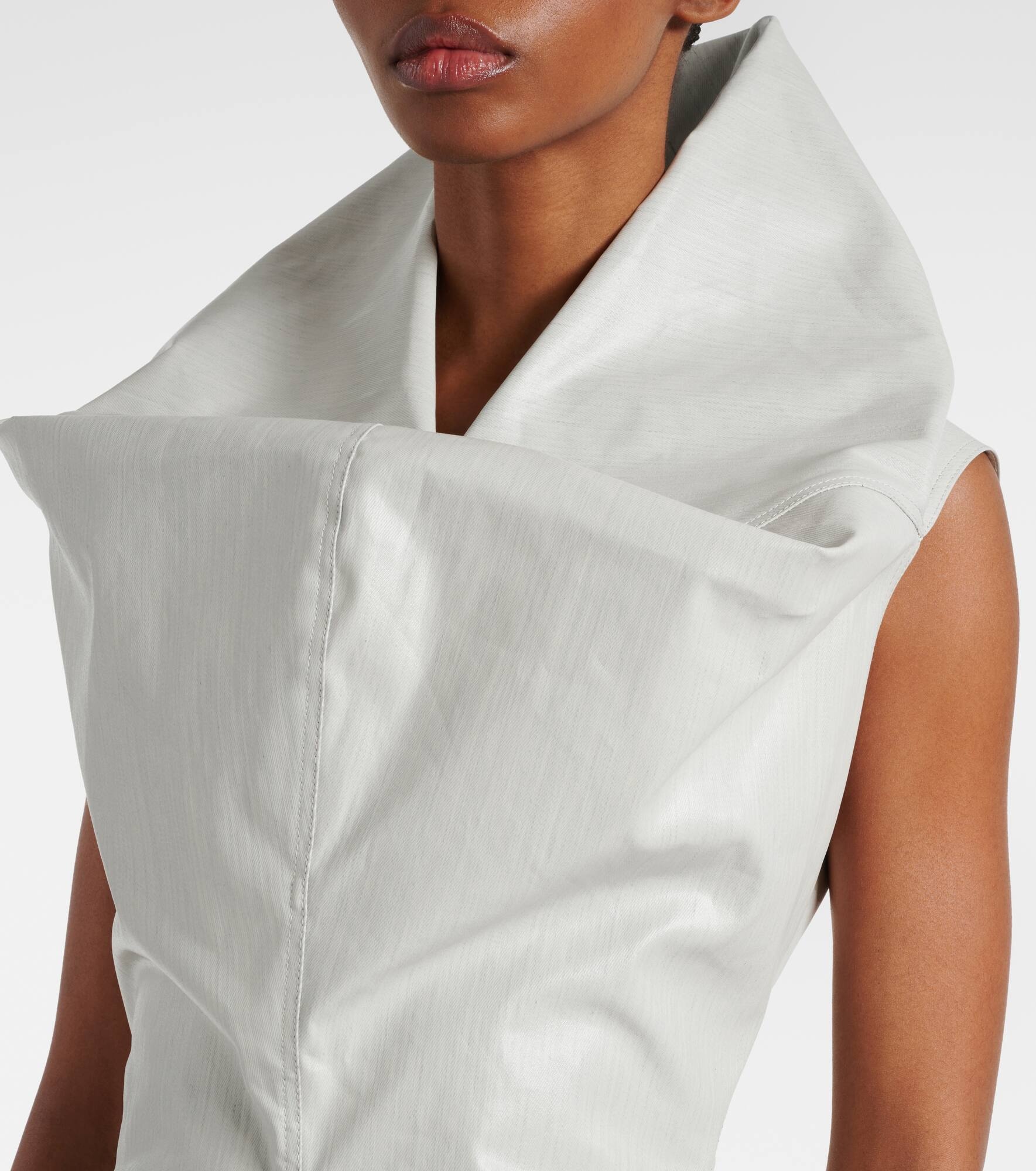 Coated canvas gown - 4