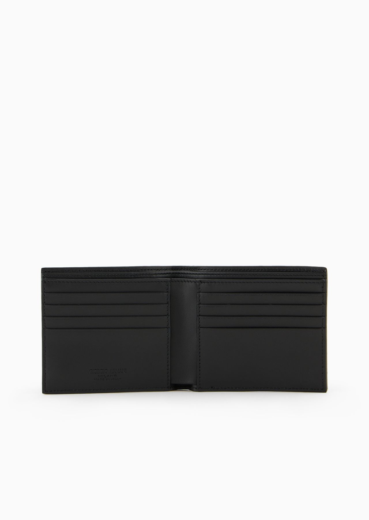 Bifold wallet in embossed leather - 3