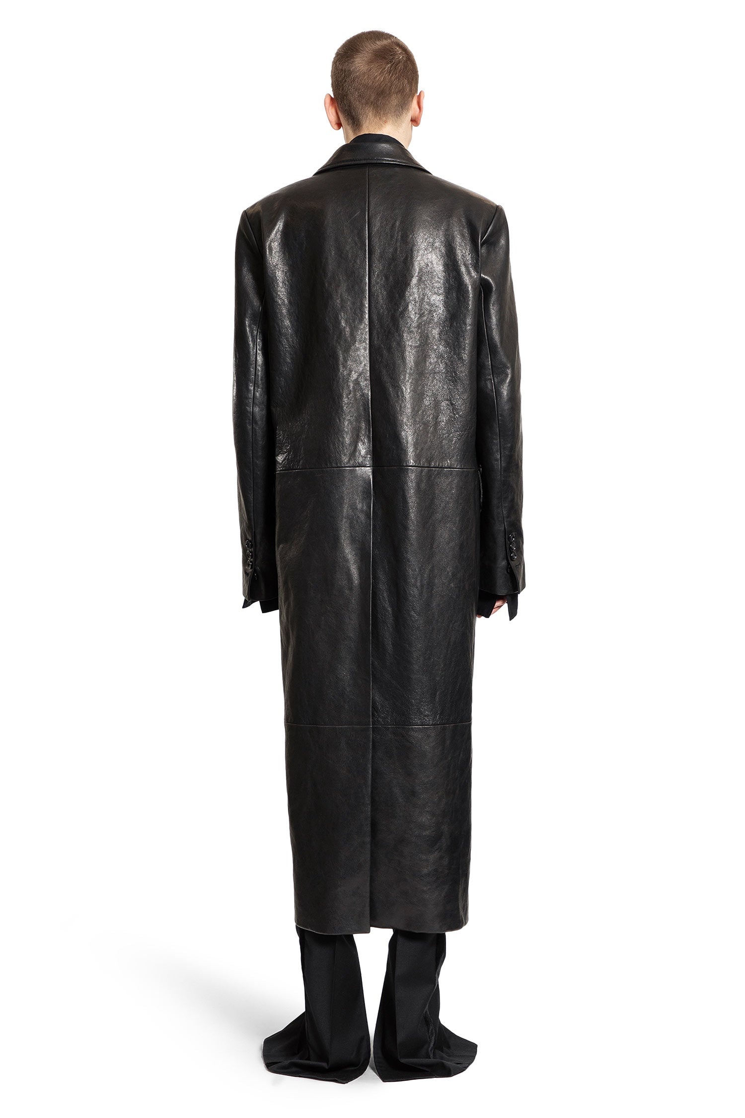 Hakan-Tailored-Coat-In-Vintage-Lux-Grained-Leather - 3