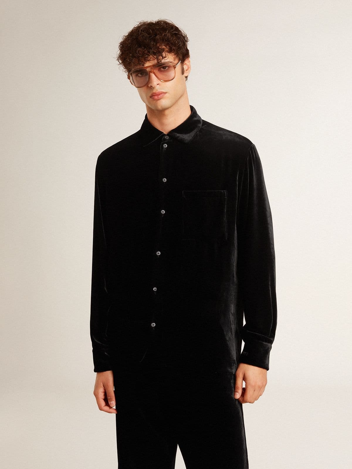 Velvet-effect black shirt with embroidery - 4