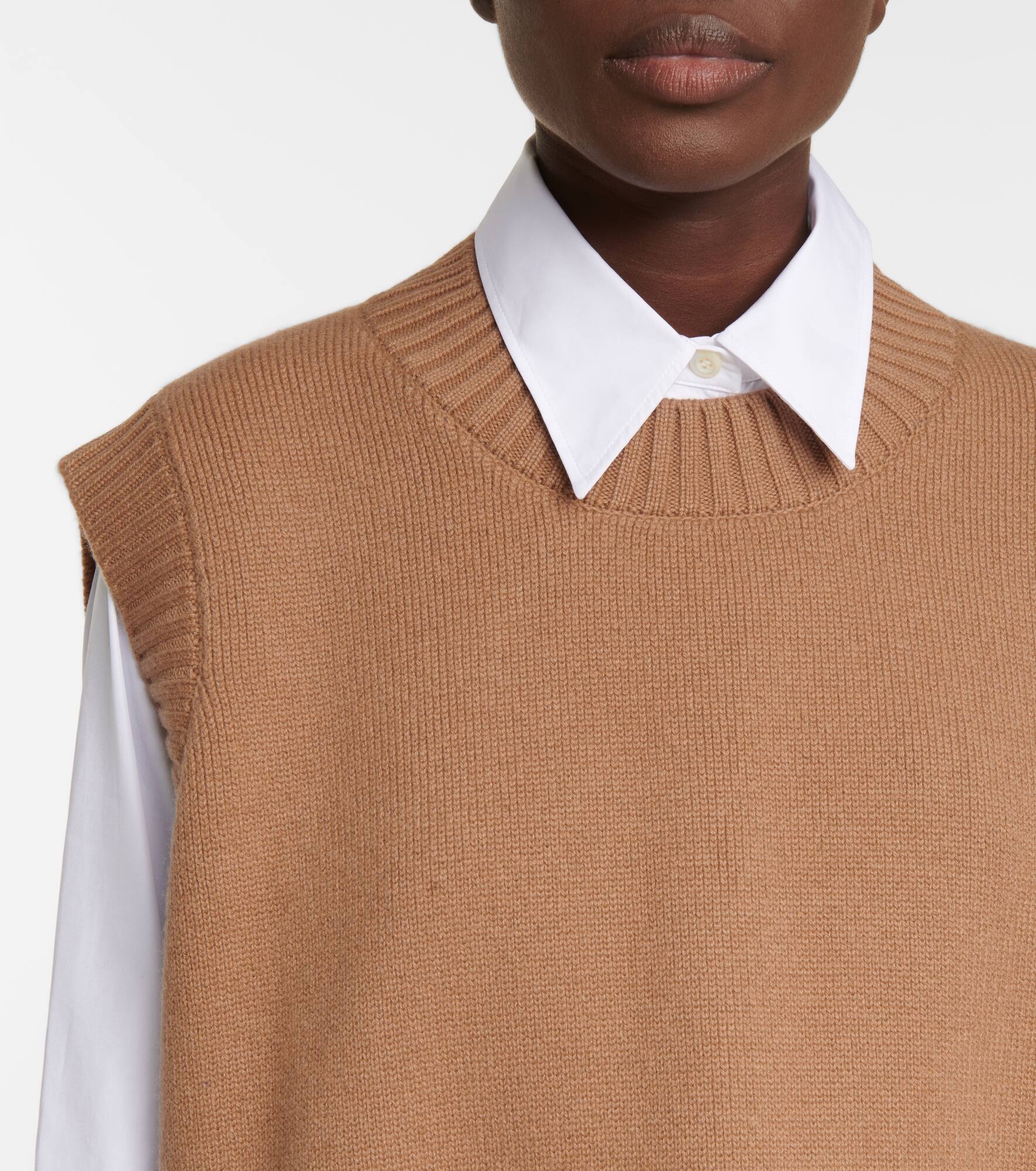 Cashmere sweater vest - 4